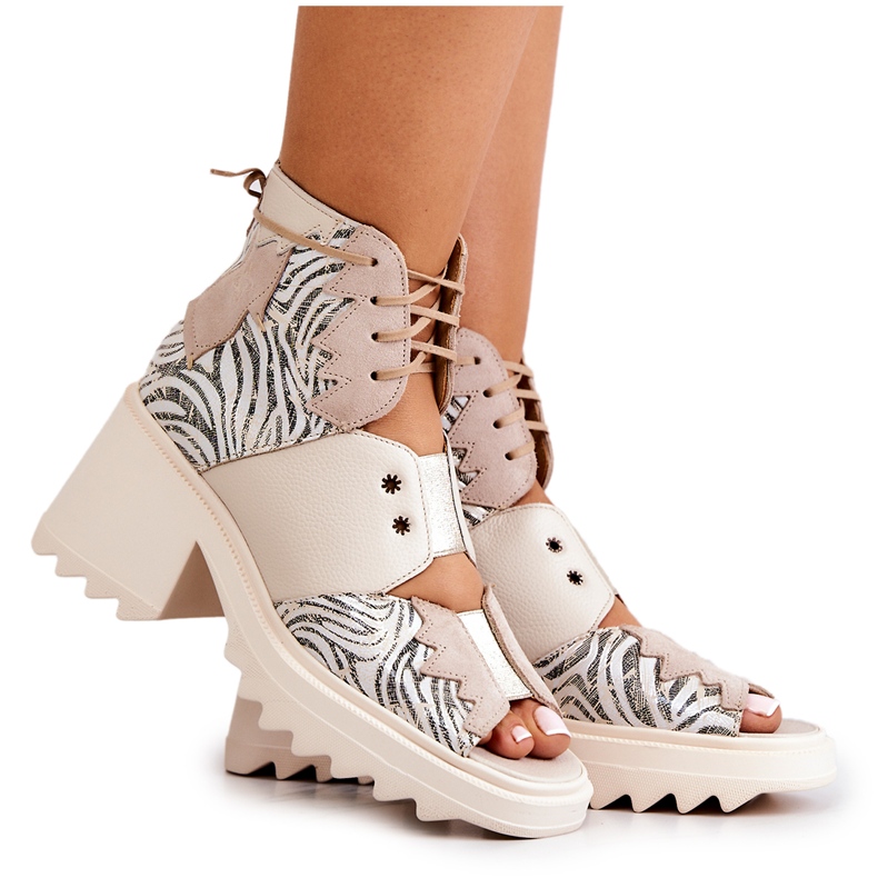 Nahkasaappaat vetoketjulla Maciejka 05321-04 beige