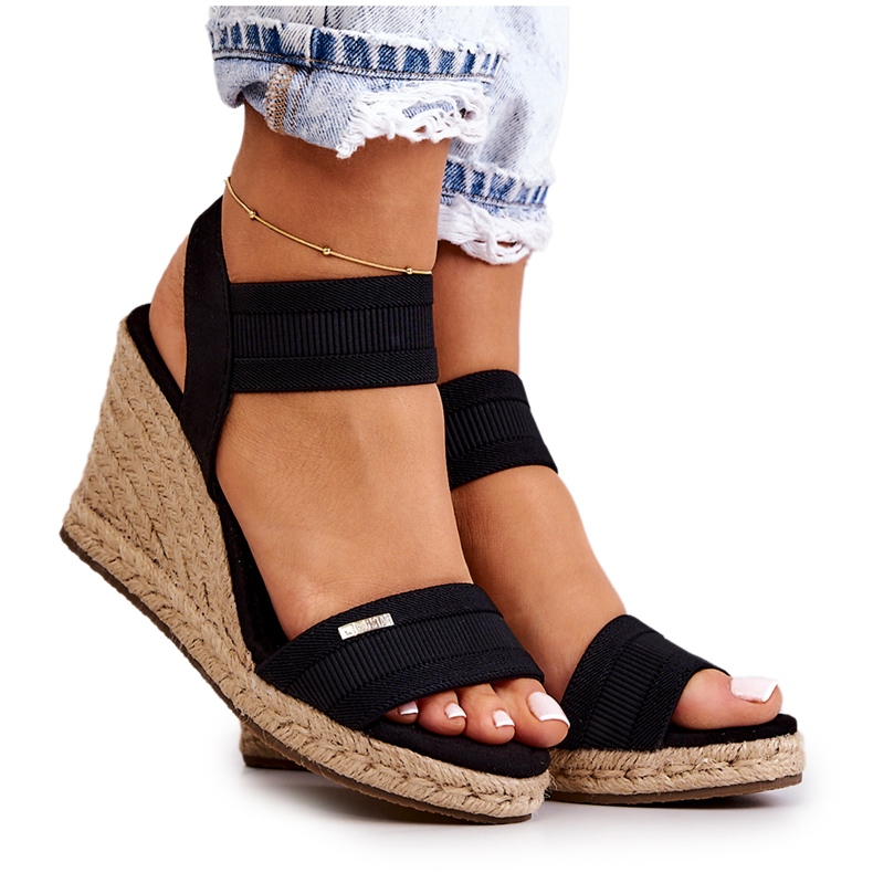 Naisten sandaalit Wedge Big Star JJ274976 mustalla