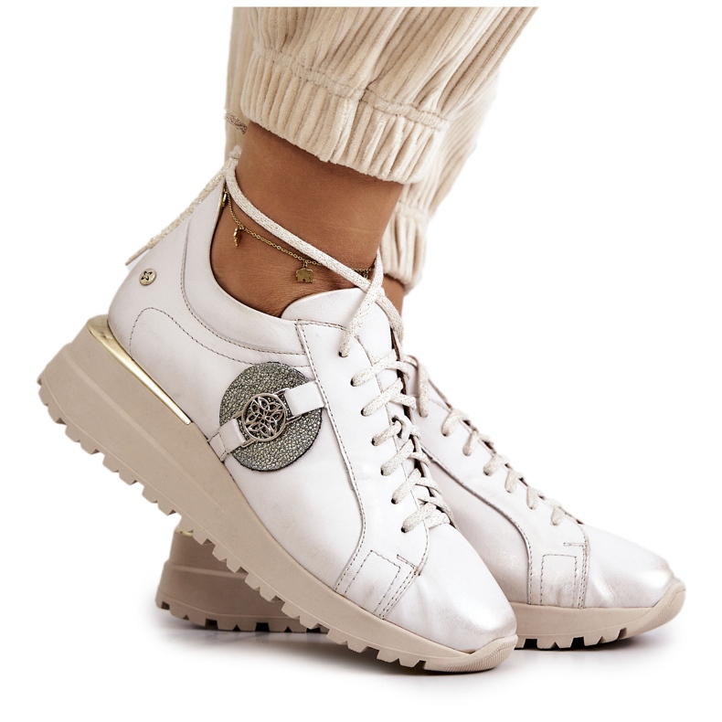 Nahkaiset urheilukengät kiilalla Maciejka 05492-04 beige