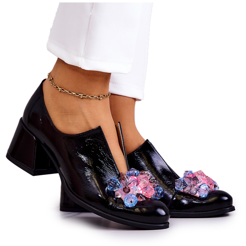 PA2 Sileät nahkakengät mustalla Delaver-koristeella