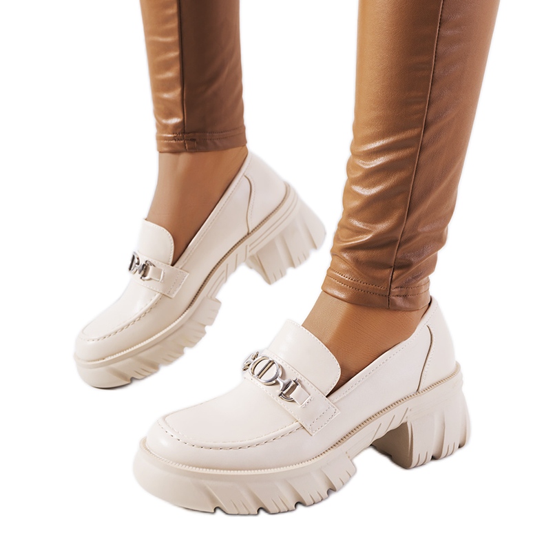 Beige mokkasiinit paksulla Brant-pohjalla