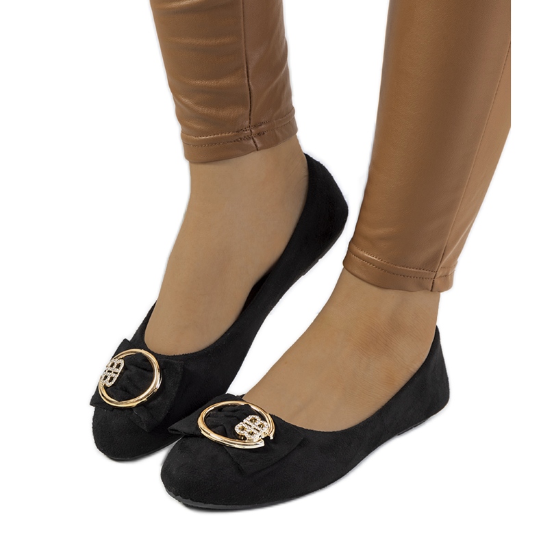 Mustat ballerinat, joissa Ribero-solki