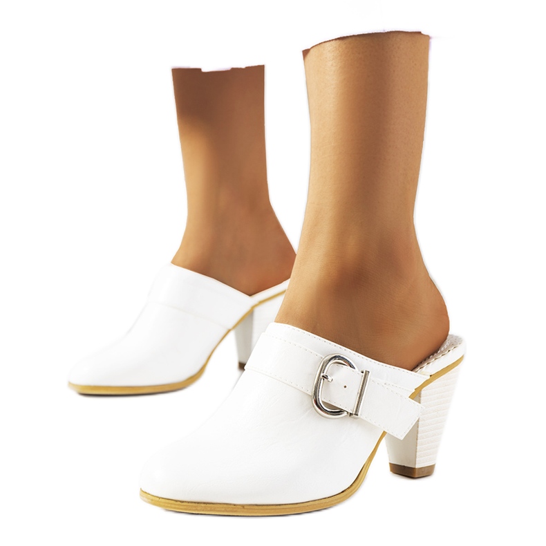 Valkoiset Gralow-korkokengät valkoinen