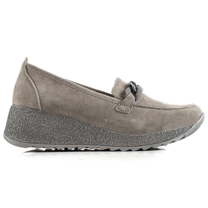 Filippo Nahka murtuu alustalla harmaa