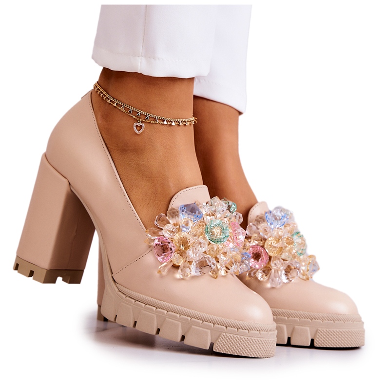 PA2 Tyylikkäät pumput, joissa koristelu Pelkkä beige Caterine