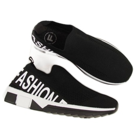 Mustat urheilukengät lippaan Filippo W PAW224A