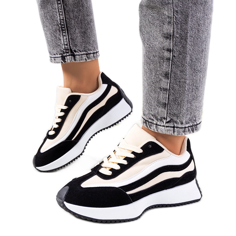 Musta Hofste naisten tennarit beige