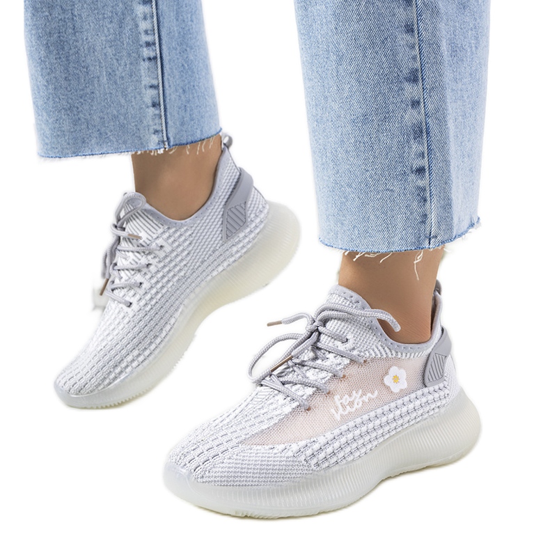 Harmaat naisten urheilulenkkarit Molema