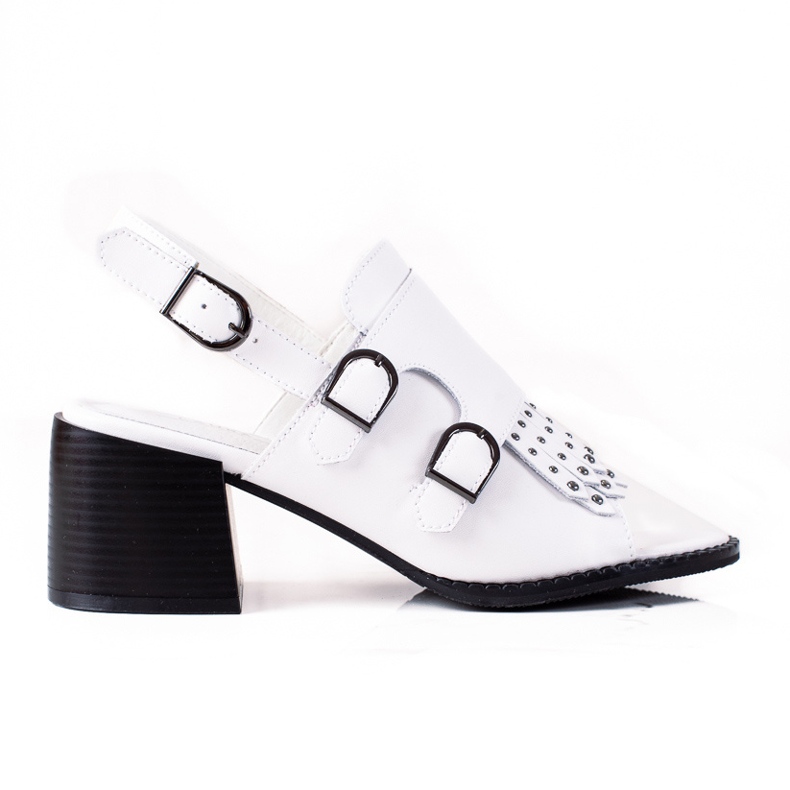 Nahkaiset sandaalit suihkuilla LA.FI valkoinen