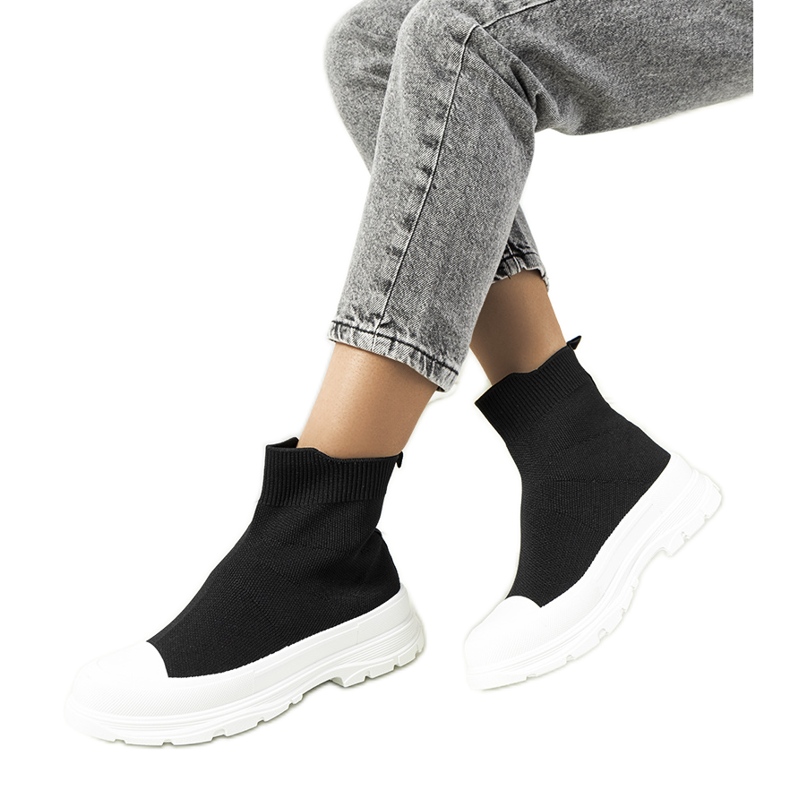 Mustat Mickey-nilkkalenkkarit