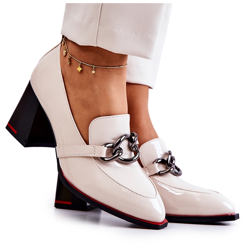 S.Barski Tyylikkäät pumput beigenvärisellä Callim-pilarilla