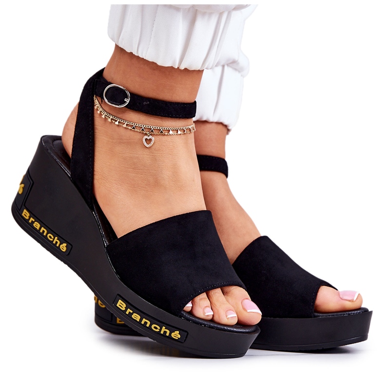 Vinceza Naisten mokkanahkasandaalit, musta Cortena