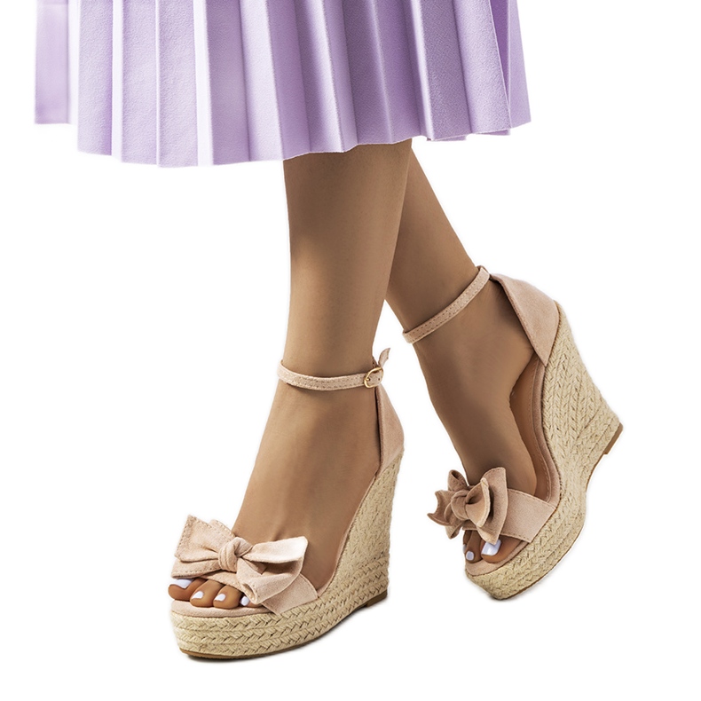 Beiget espadrillit Terrace-kiilassa