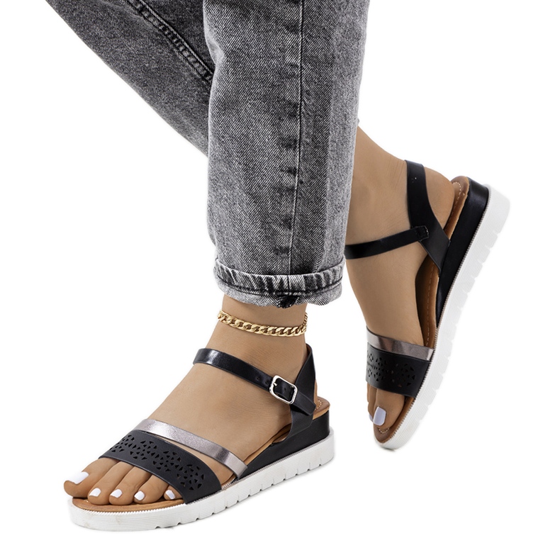 Naisten mustat Cubbine sandaalit hopea