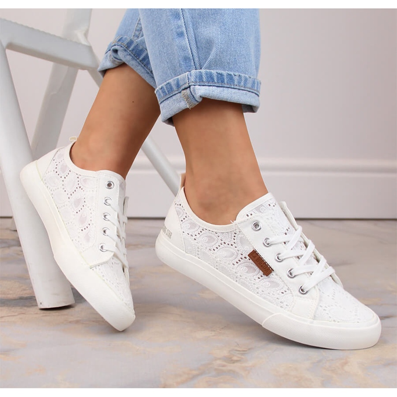 Big Star valkoiset pitsilenkkarit W274925 valkoinen