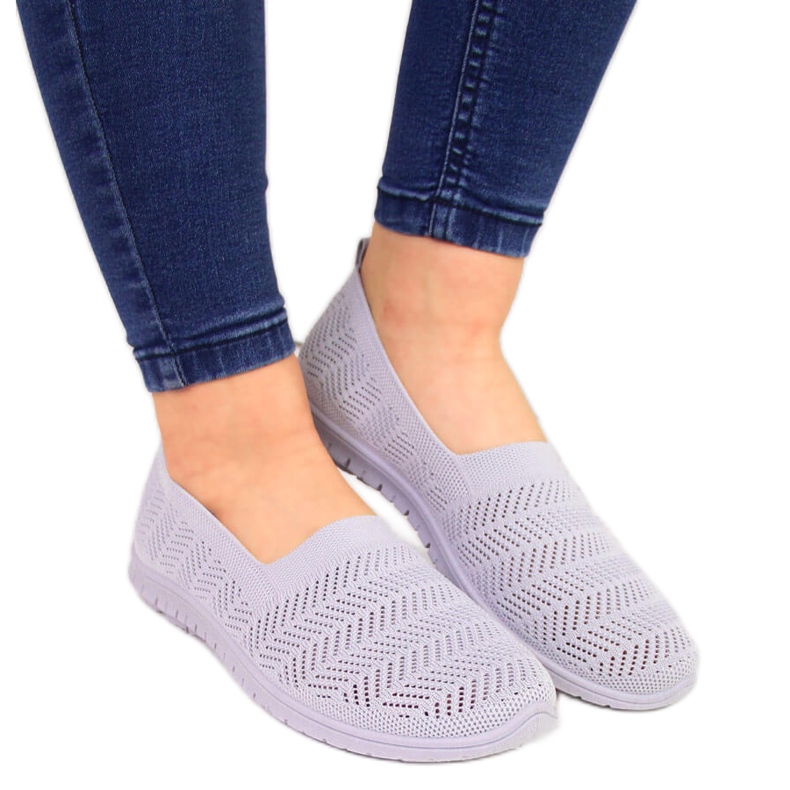 Naisten harjakattoiset tennarit harmaalla Filippolla