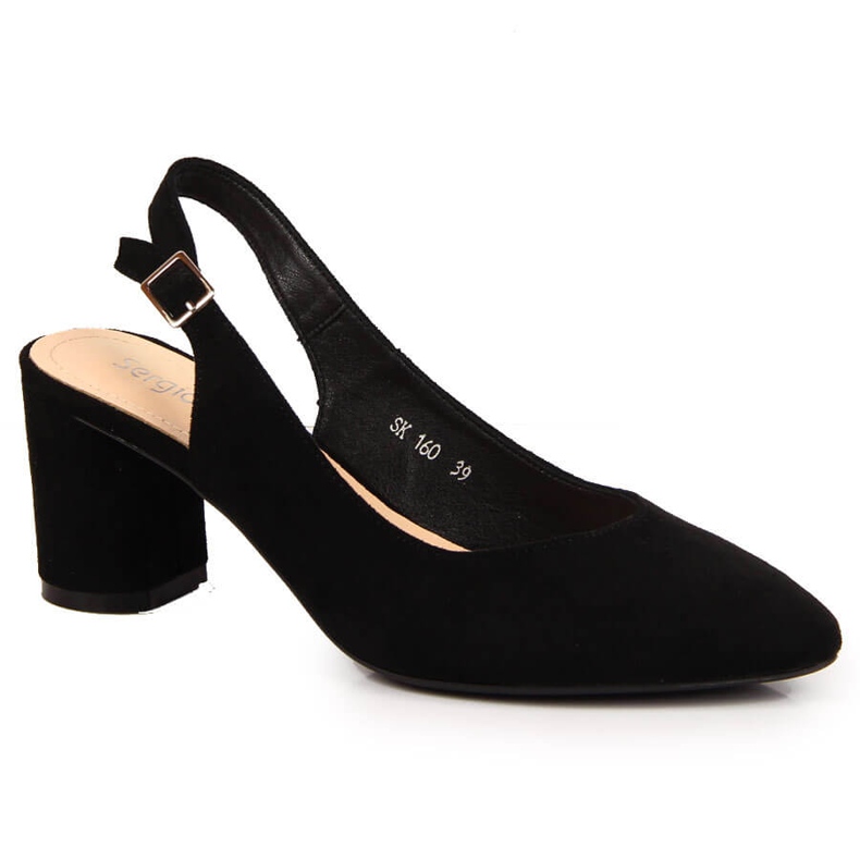 Sergio Leonen naisten pumput mustassa pylväässä