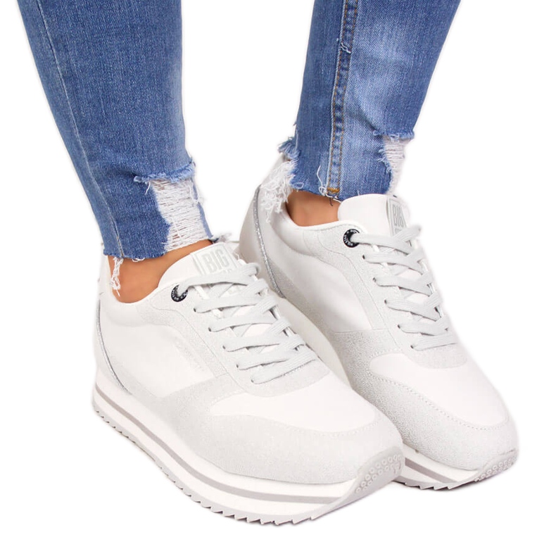 Naisten urheilukengät valkoisella alustalla Big Star II274216 valkoinen