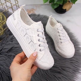 Valkoiset pitsiset tyttöjen tennarit Big Star JJ374012 valkoinen