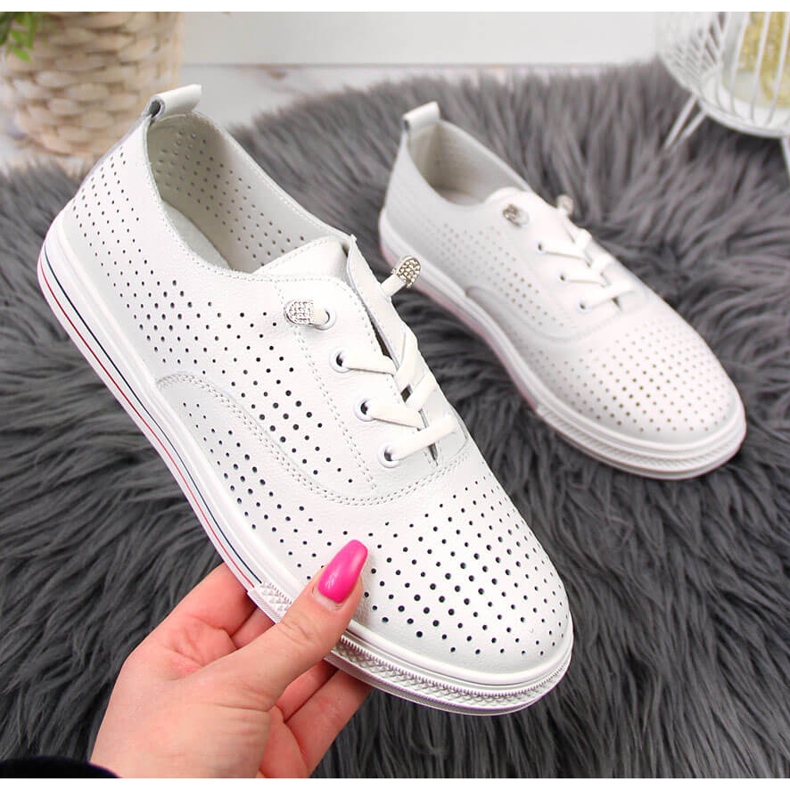 Naisten valkoiset harjakattoiset nahkakengät Vinceza