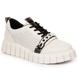 Naisten nahkakengät alustalla Artiker-ketjulla valkoinen