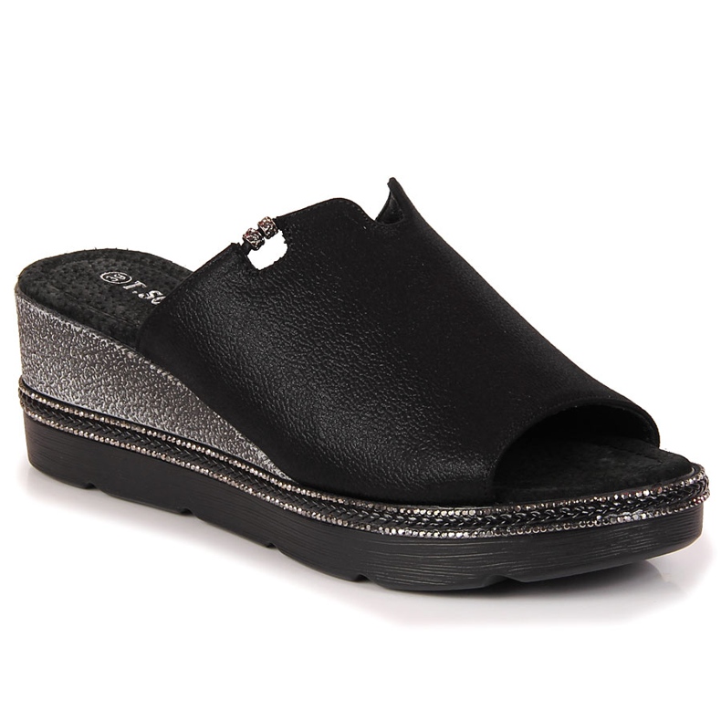 Mustat naisten tossut kiilakorolla T.Sokolski