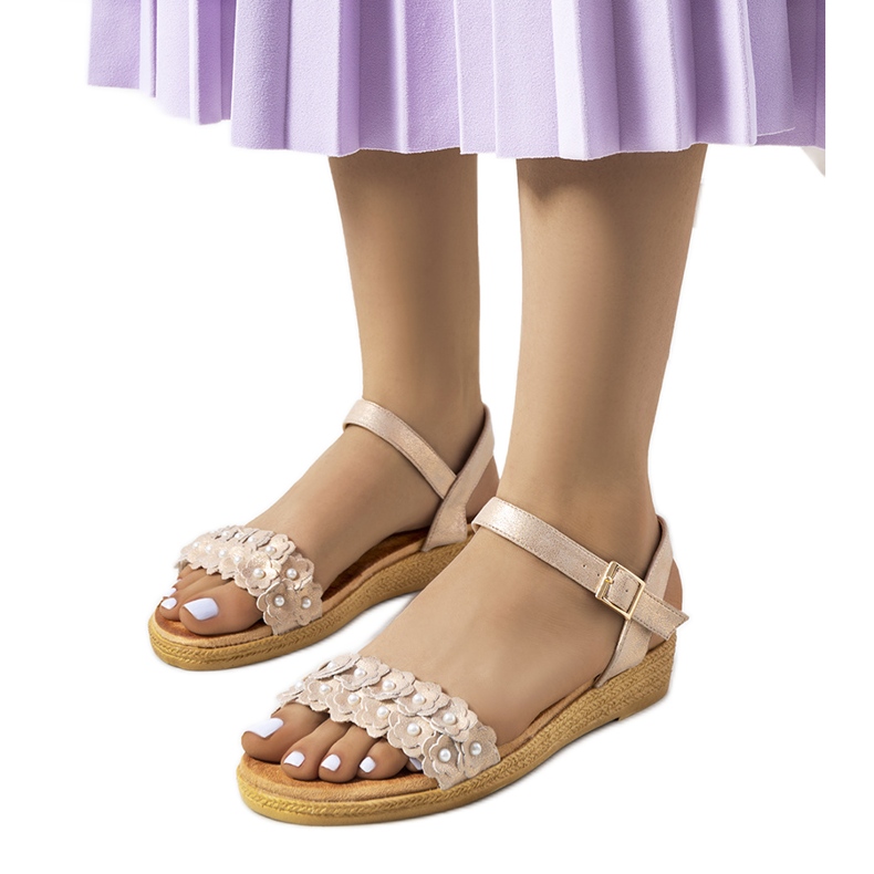 Farran naisten kultaiset sandaalit vaaleanpunainen kultainen