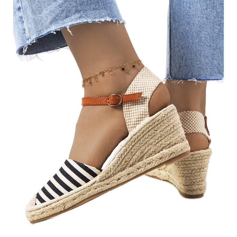 Mustat espadrillit Garvan-kiilassa beige