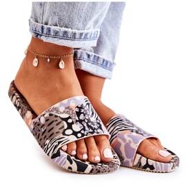 Tuoksuvat kumitossut ZAXY JJ285098 musta ja beige