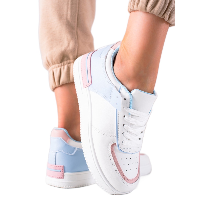 Mannika Muodikkaat lenkkarit valkoinen