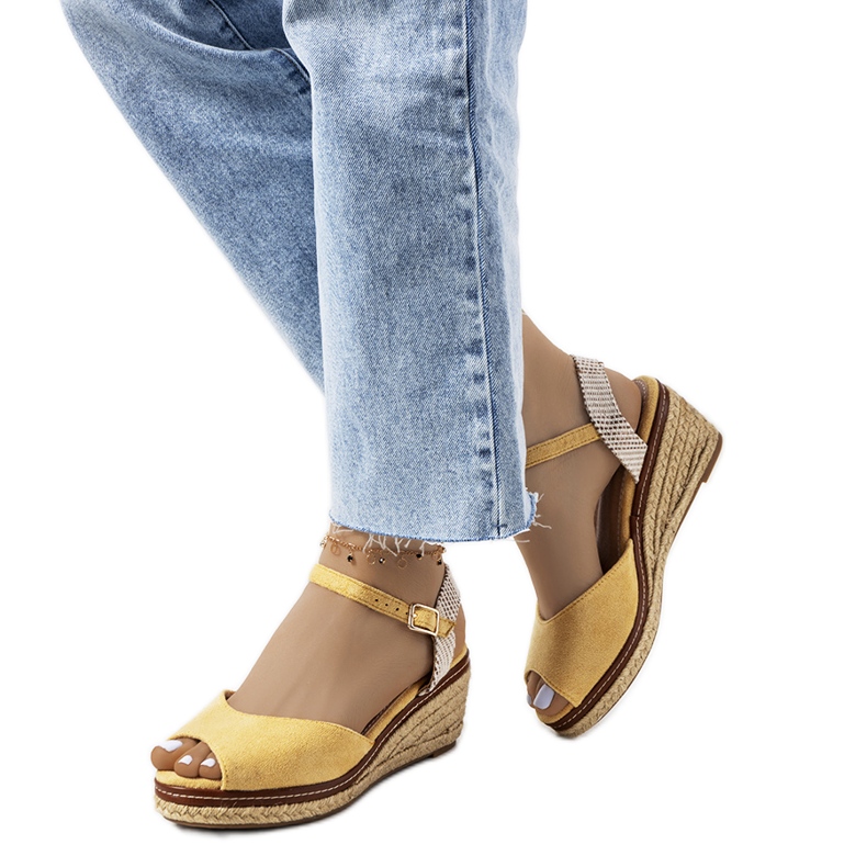 Keltaiset espadrillit Heis-kiilassa keltainen Keltaiset espadrillit Heis-kiilassa keltainen