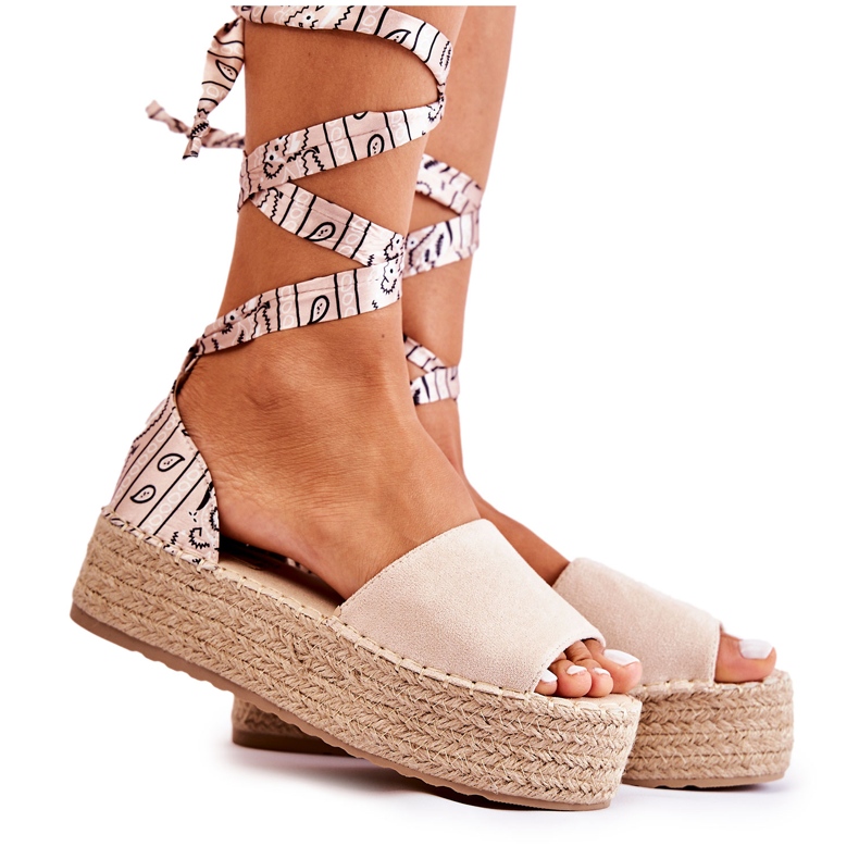 FB2 Suede Wedge Sandaalit Beige Livia
