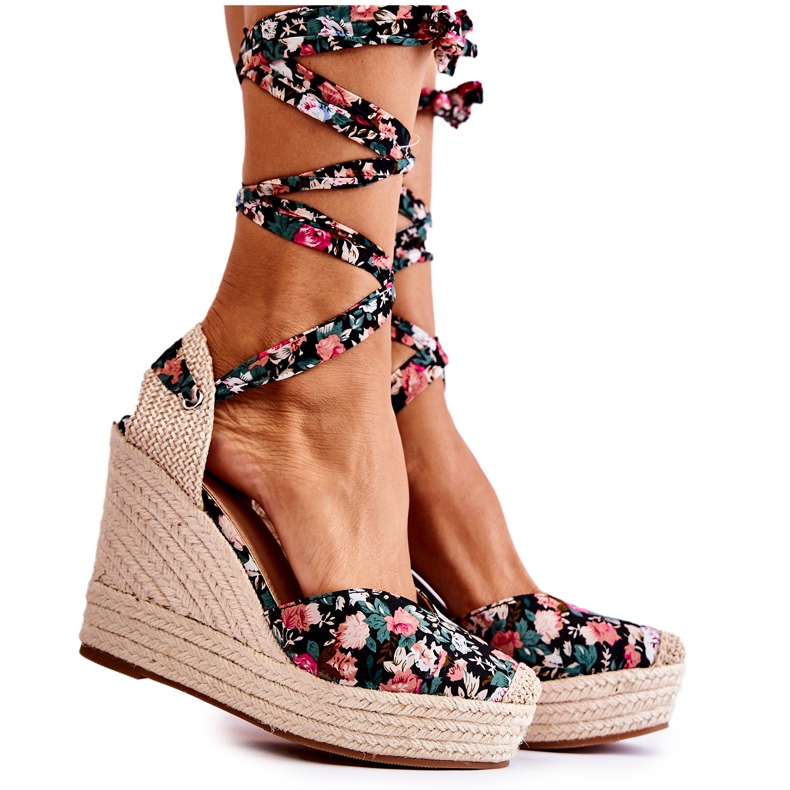 FB2 Muodikkaat Wedge Sandaalit Black Lamela musta monivärinen