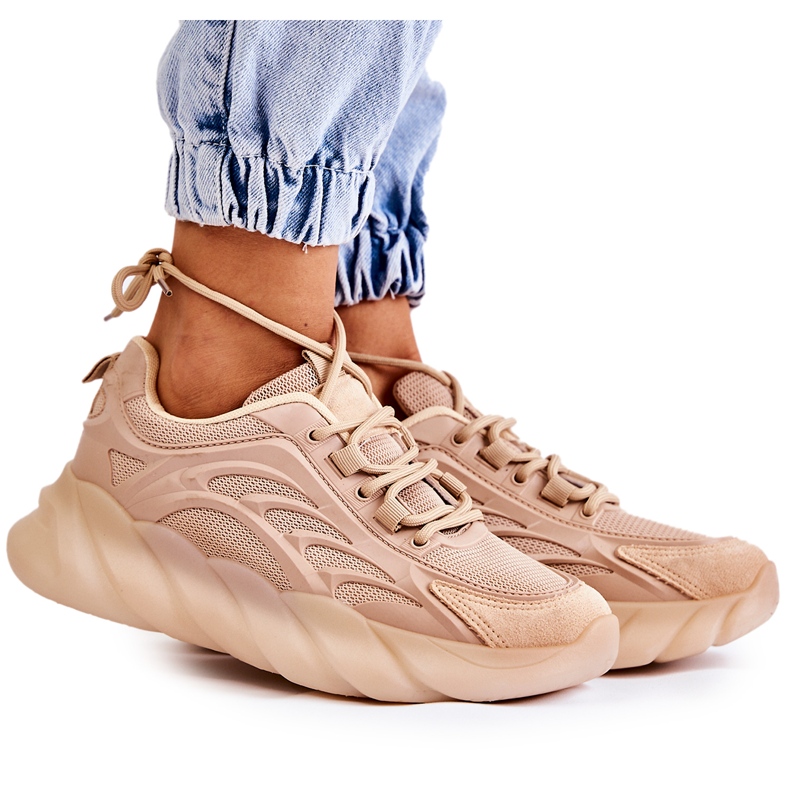 PM2 Muodikkaat naisten urheilukengät Tennarit Beige Sollero kultainen