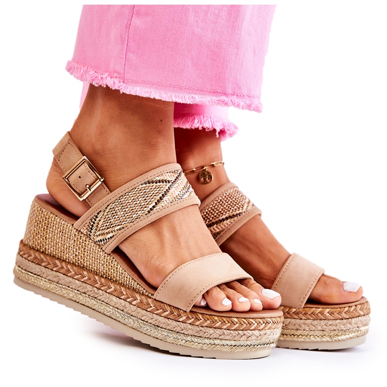 FE1 Suede Wedge Sandaalit Annabel Beige