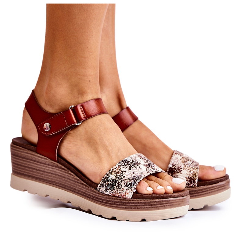 S.Barski Nahkasandaalit ruskealla Josella-kiilalla beige