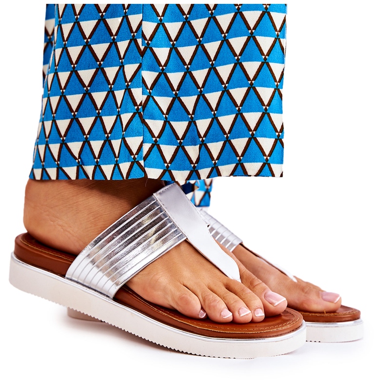 Naisten sandaalit, valkoinen ja hopea Morissa