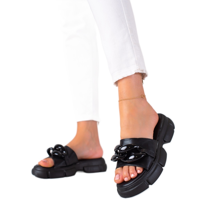 SHELOVET Naisten tossut alustalla musta