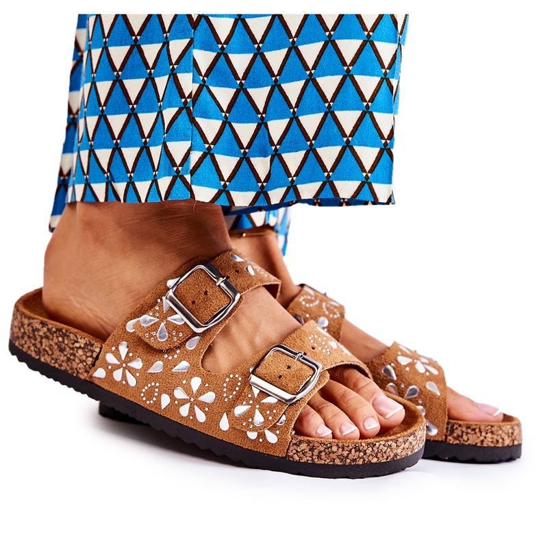 PG1 Ruskeat Dalvio mokkanahkaiset tossut strassilla