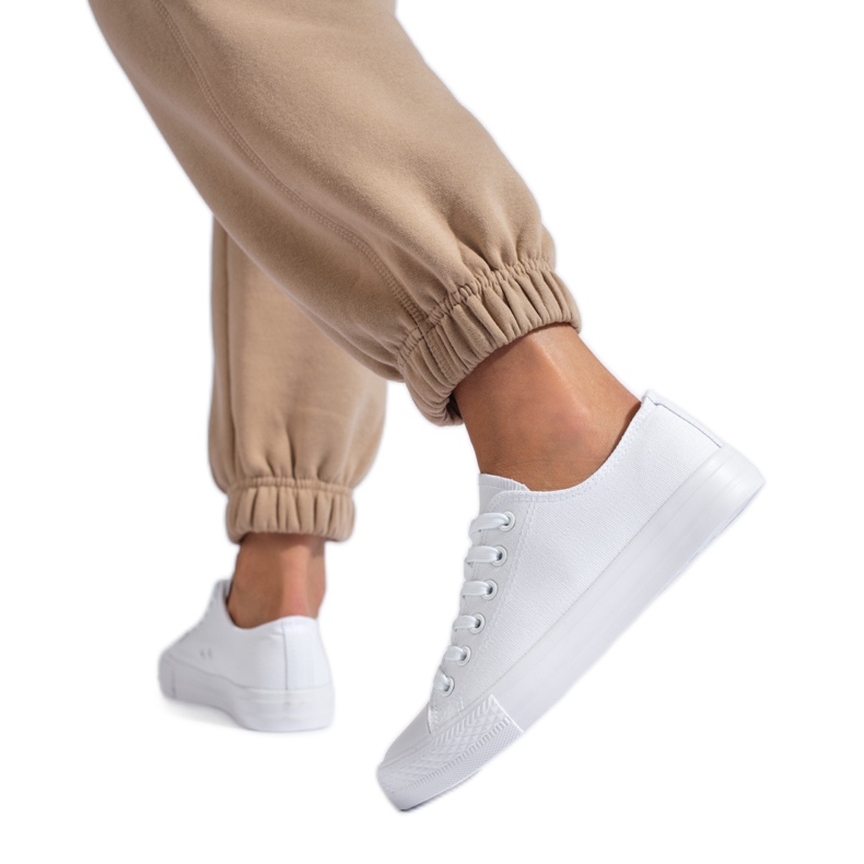 SHELOVET Naisten klassiset tennarit valkoinen