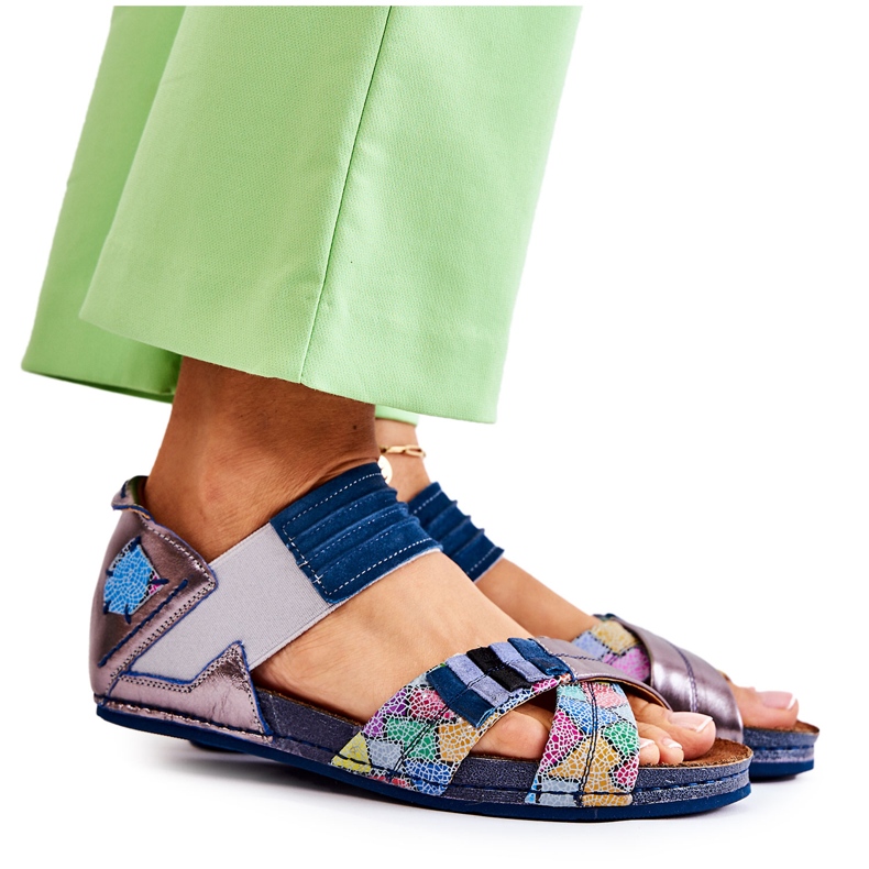 Nahkasandaalit, joissa uurrettu Maciejka 03375 Sininen