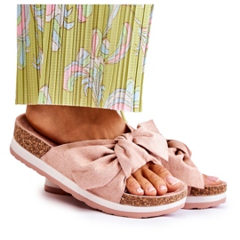 PG1 Tossut niin mukavalla vaaleanpunaisella alustalla vaaleanpunainen