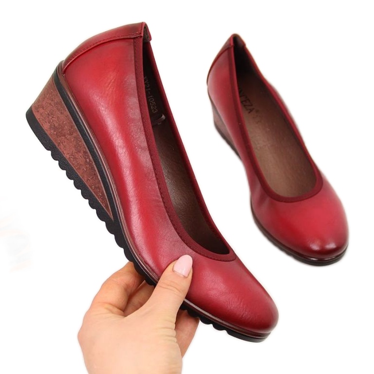 Punaiset kiilapumput W Vinceza punainen