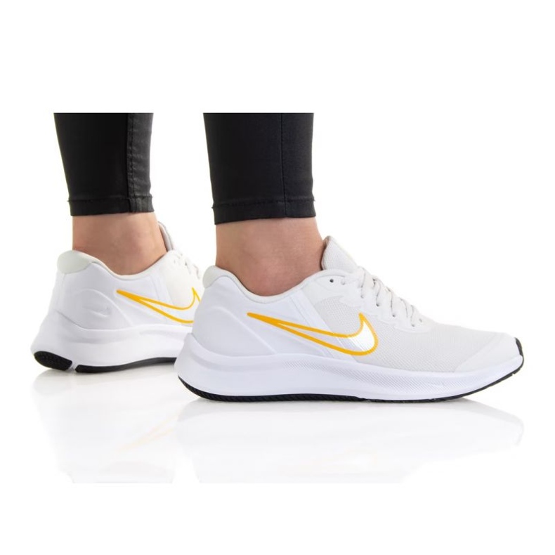 Nike Star Runner 3 (GS) Jr DA2776-010 -kengät valkoinen