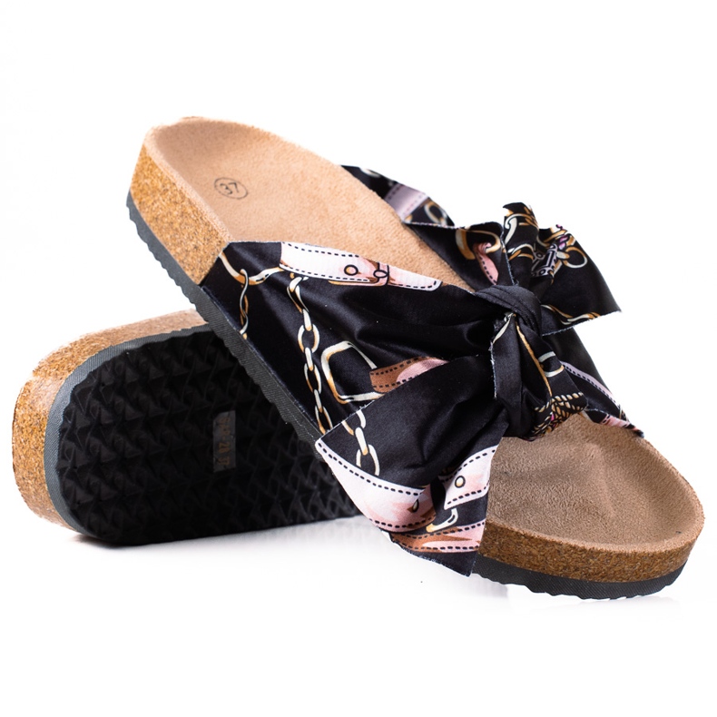 SHELOVET Mustat Tossut Rusetilla