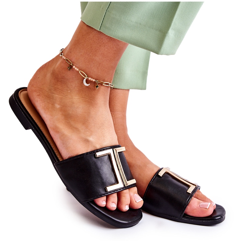 PG1 Naisten klassiset nahkatossut mustalla Maren-koristeella