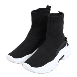 Gina Mustat nilkkurit