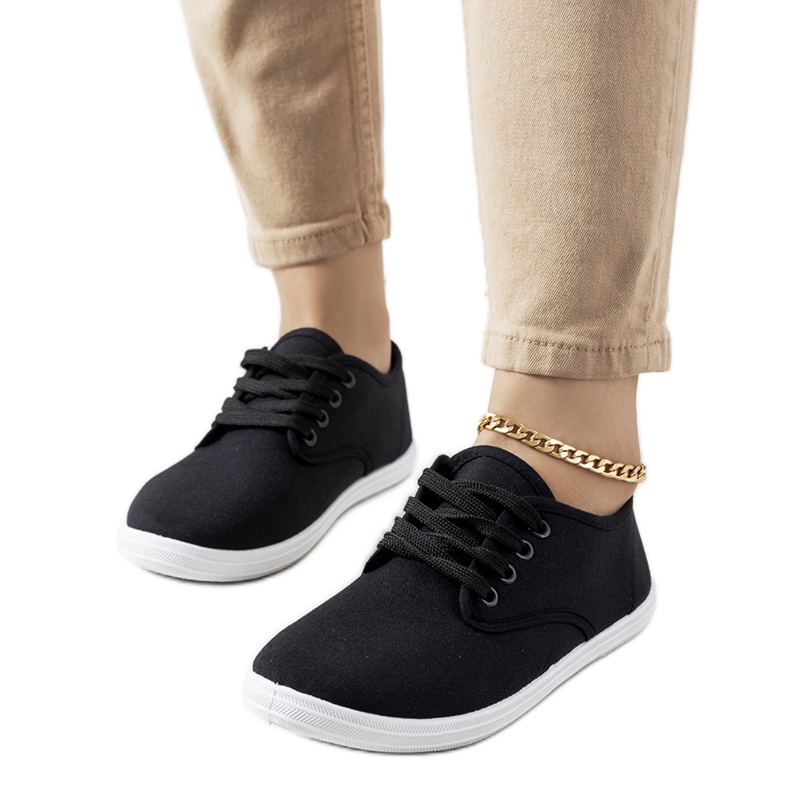 BM Black Wallen tennarit musta