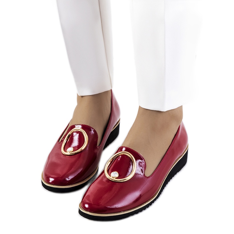 Punaiseksi lakatut Kadyro-kengät punainen punainen