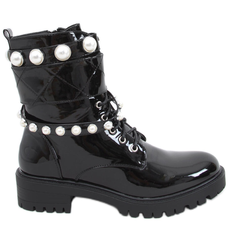 Lakatut laukut Beni Black helmillä musta